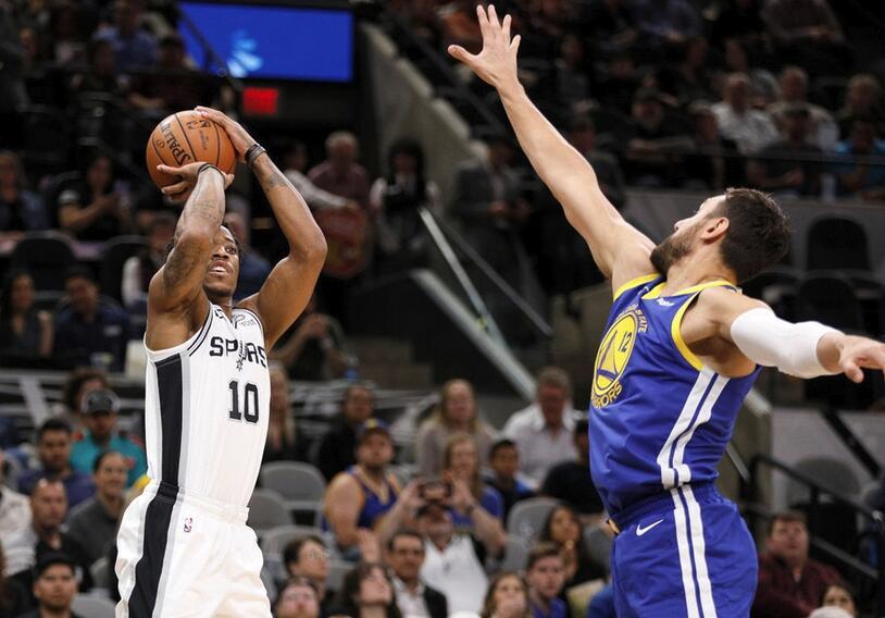  鲍文双响炮发威，西汉姆联主场击溃伯恩利